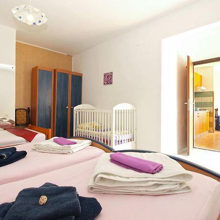 Apartments Davor 1676 Banjole Zewnętrze zdjęcie